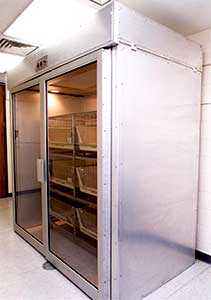 aluminum pocket door isolation cubicle